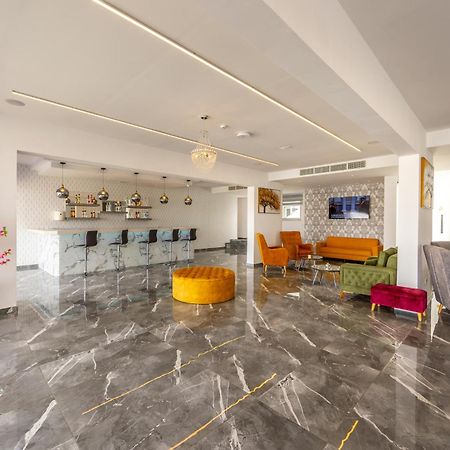 Milea Hotel Ayia Napa Exteriör bild