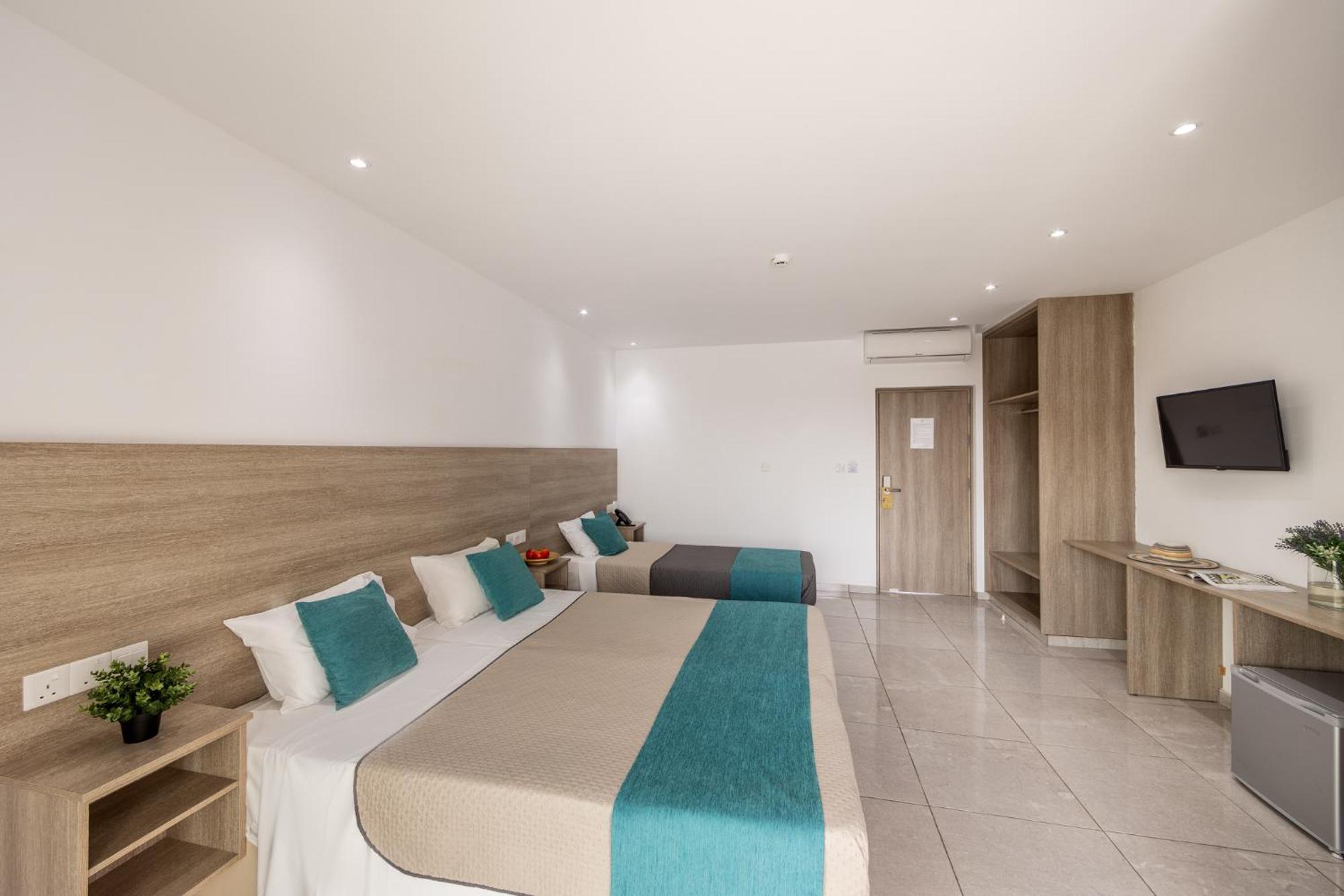 Milea Hotel Ayia Napa Rum bild