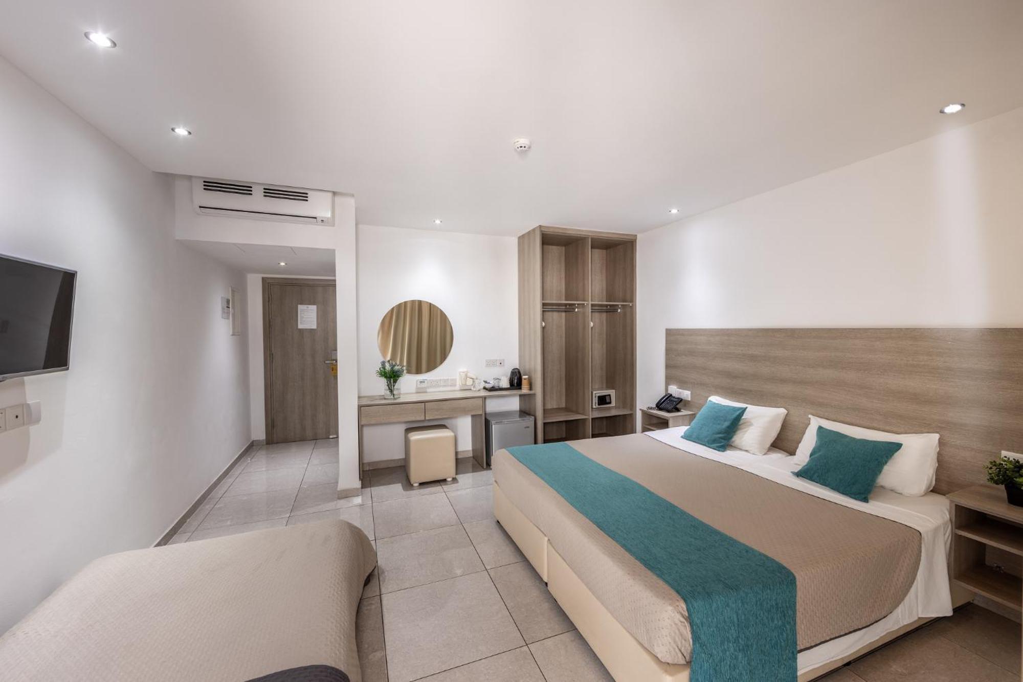 Milea Hotel Ayia Napa Rum bild