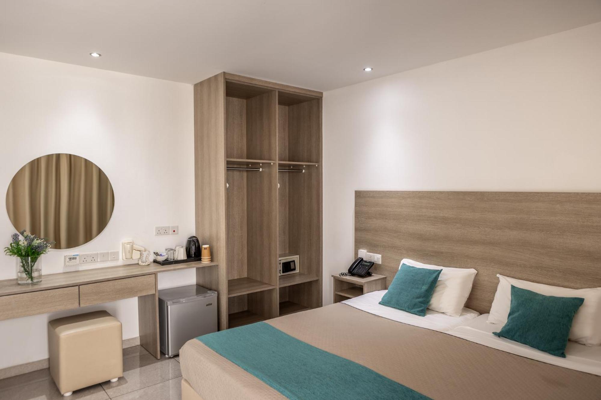 Milea Hotel Ayia Napa Rum bild