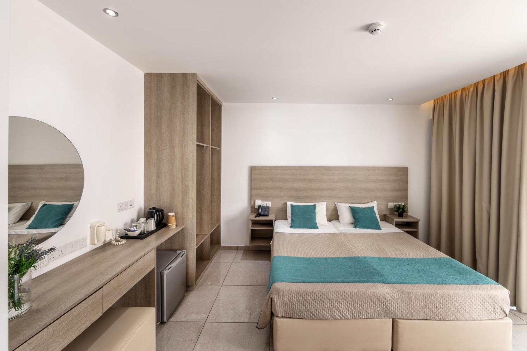Milea Hotel Ayia Napa Rum bild