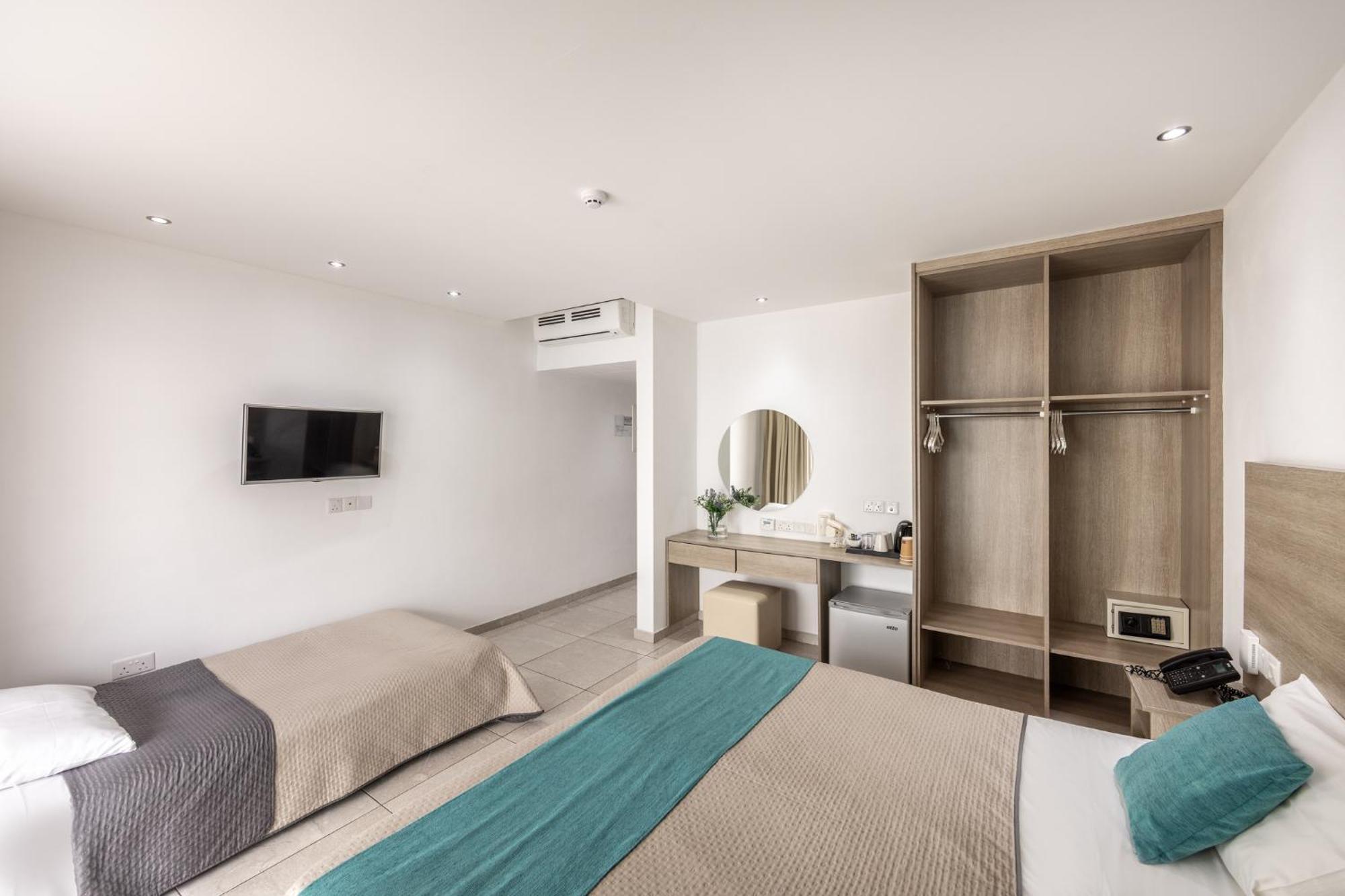 Milea Hotel Ayia Napa Rum bild