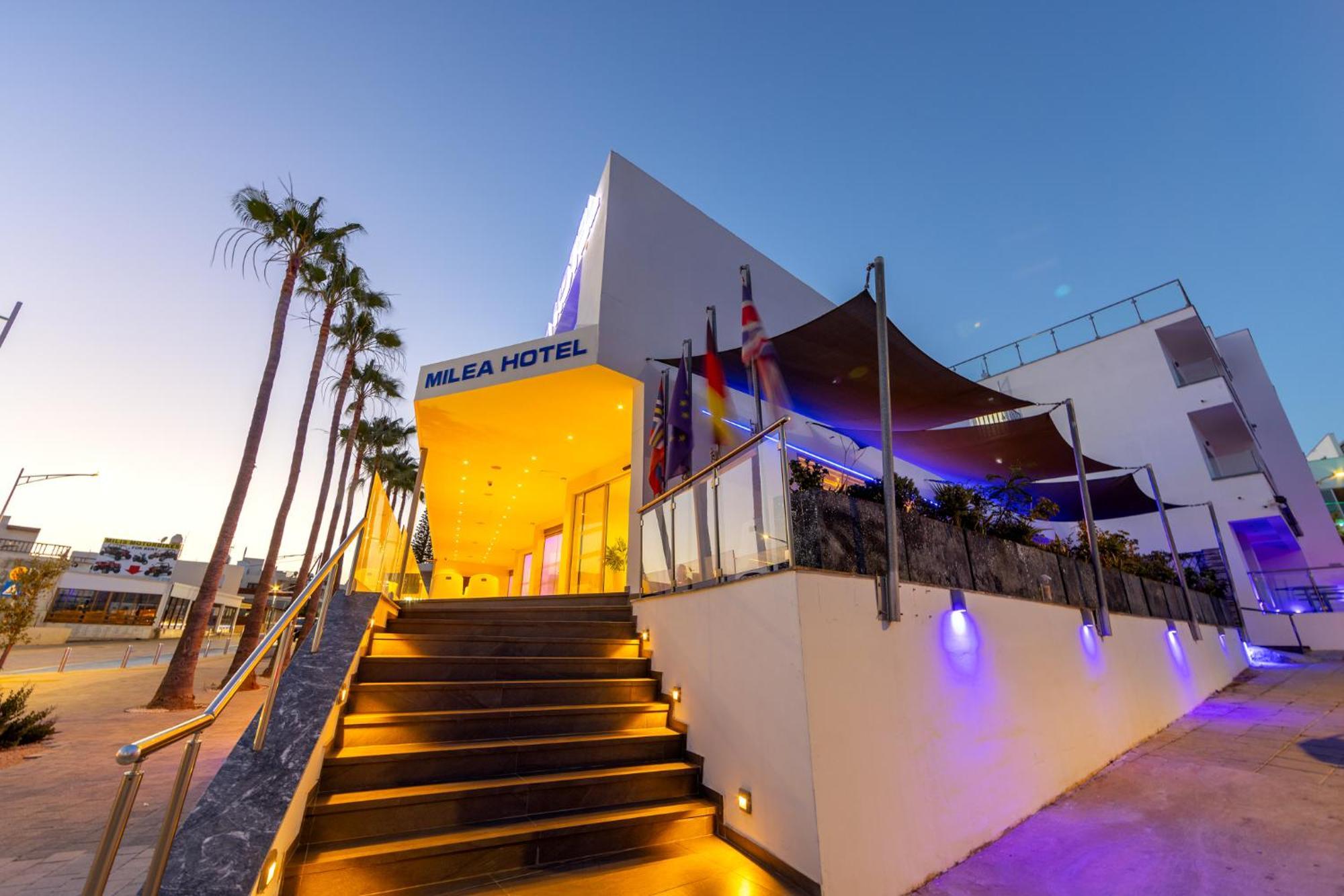 Milea Hotel Ayia Napa Exteriör bild