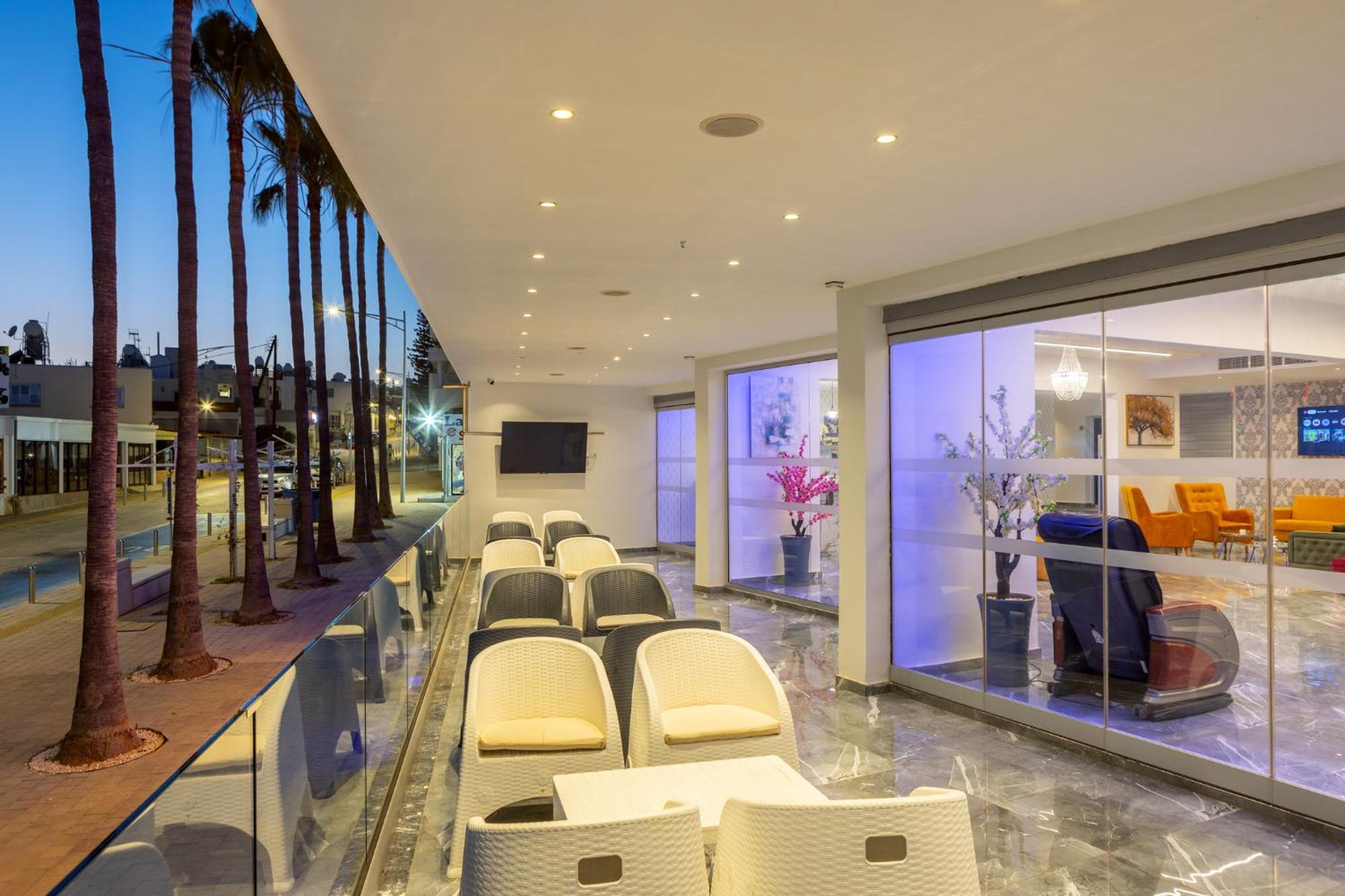 Milea Hotel Ayia Napa Exteriör bild
